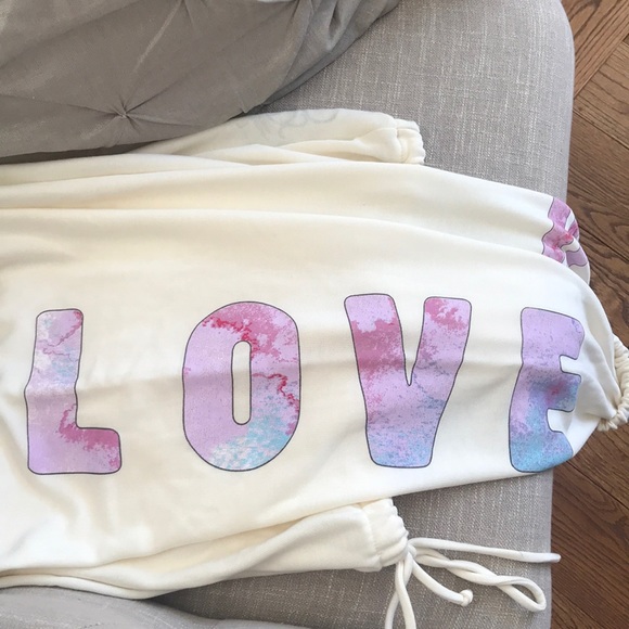 NWT Chaser LOVE sweatpants - Picture 8 of 9